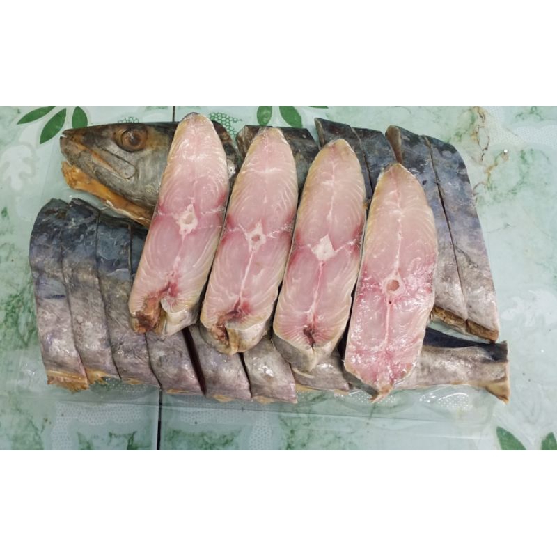 ปลาอินทรีเค็มโลละ450บาท 2500กรัม