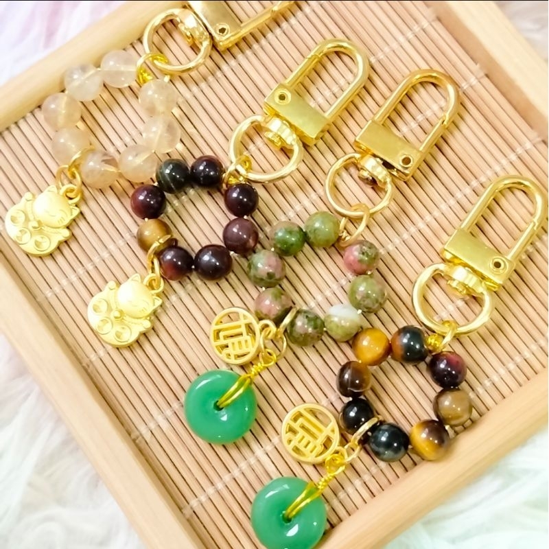 พวงกุญแจหินแก้ปีชง 2568