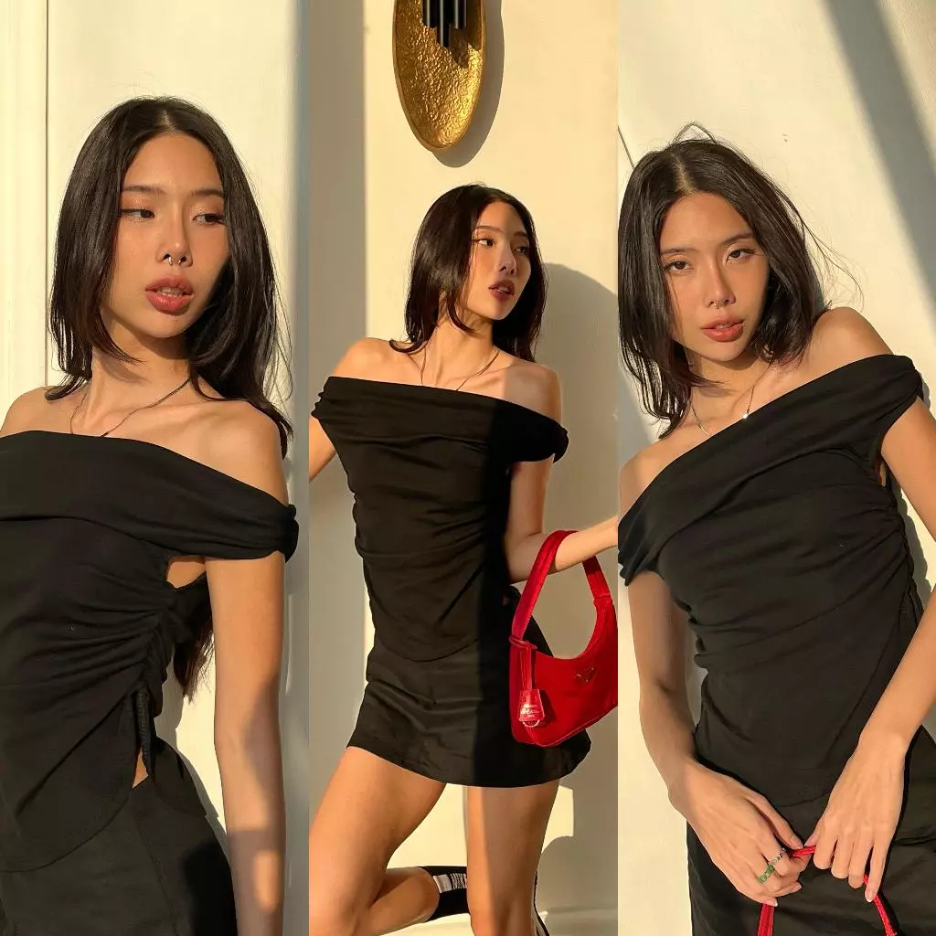 ATIPASHOP - TAMIE TOP เสื้อปาดไหล่ ทรงจีบจีบข้าง มีหลายสี