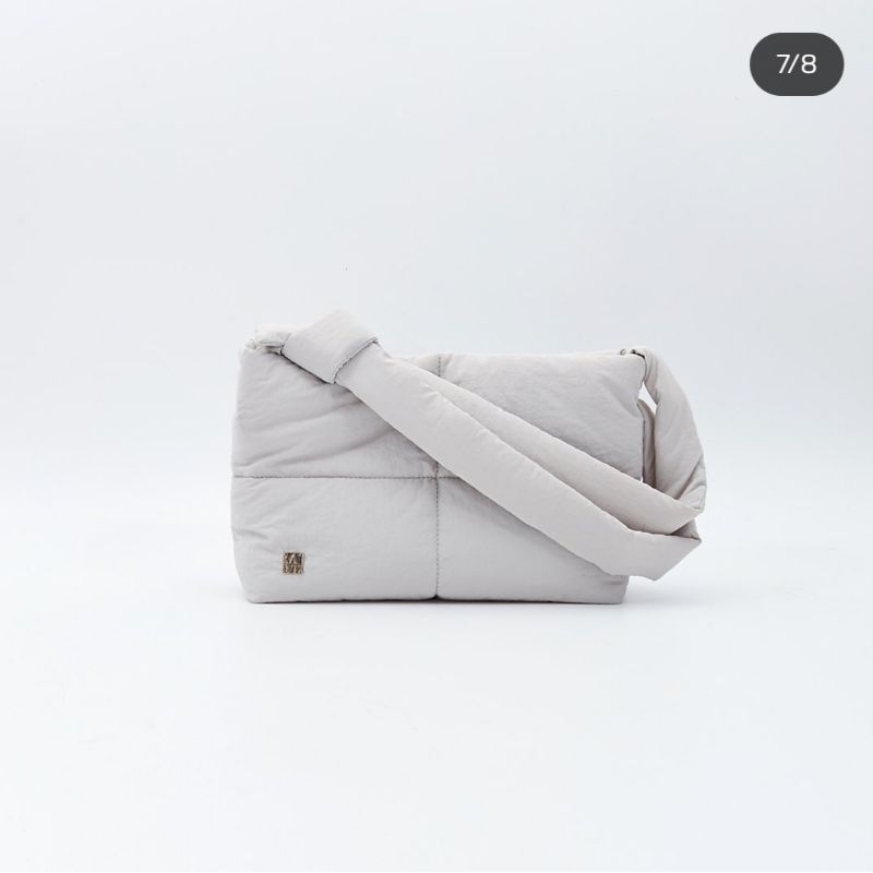 pouf bag small size by rawit.official กระเป๋า