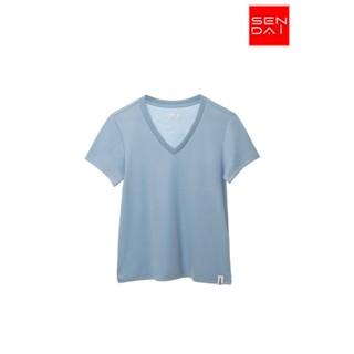 เสื้อยืดผู้หญิงคอวี สีฟ้า