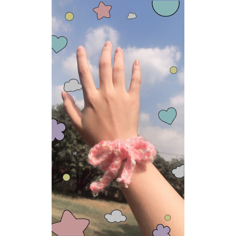 Fluffy yarn bow โบว์มัดผมไหมพรมถักขนฟูนุ่ม โบว์ผูกข้อมือ โบว์เอนกประสงค์ ตกแต่งผมหรือกระเป๋า