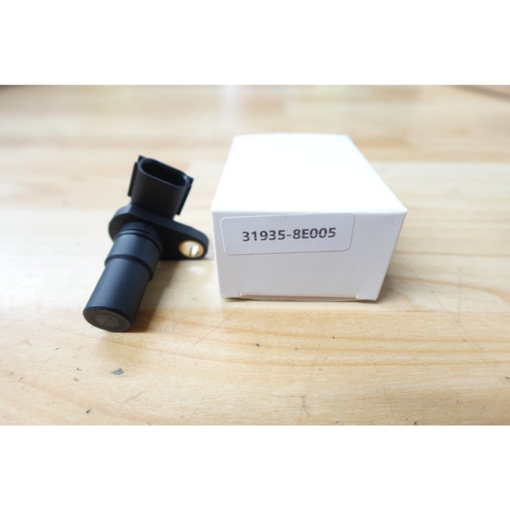 เซ็นเซอร์วัดความเร็วรอบเกียร์(Transmission speed sensor) Nissan Teana J31 , Cefiro A33 , X-Trail T30 (Input)