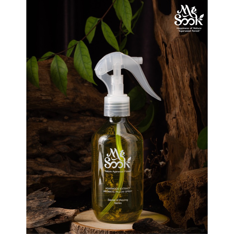 สเปรย์หมอนอโรม่ากลิ่นไม้กฤษณา In To The Wood Aromatic Pillow Spray (250 ml.)