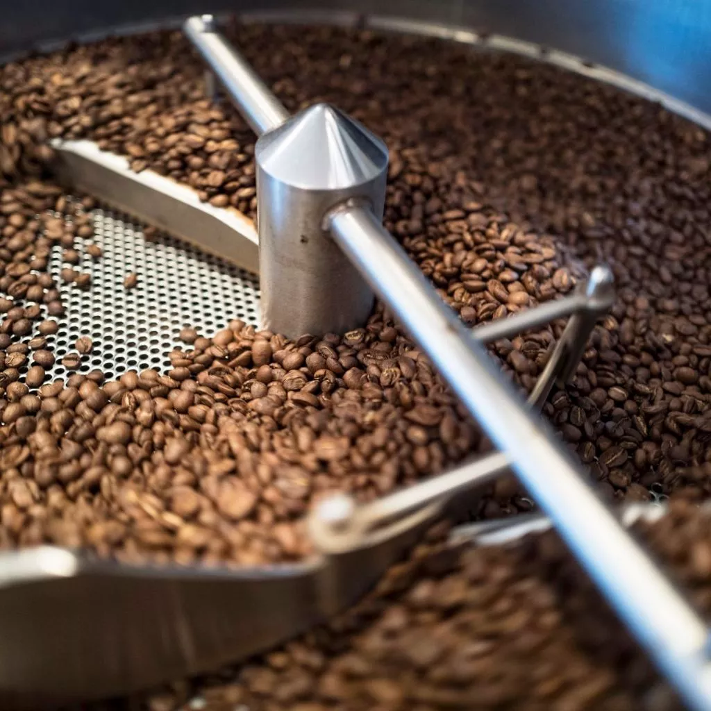กาแฟคั่วบด อาราบิก้า 100% | คั่วกลางเข้ม หอมสดใหม่ | ใช้ได้กับเครื่องชง ถุงกรอง กาแฟดริป  | คั่วหอมระดับพรีเมียม thumbnail 5