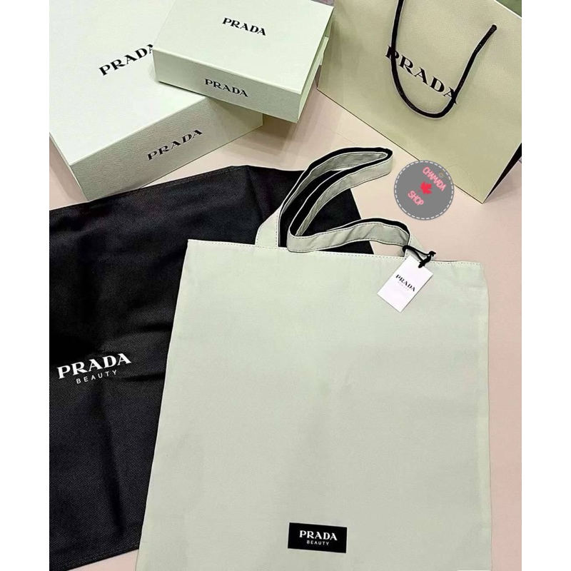 กระเป๋าผ้า Prada Beauty revisable Tote💚🖤แท้💯