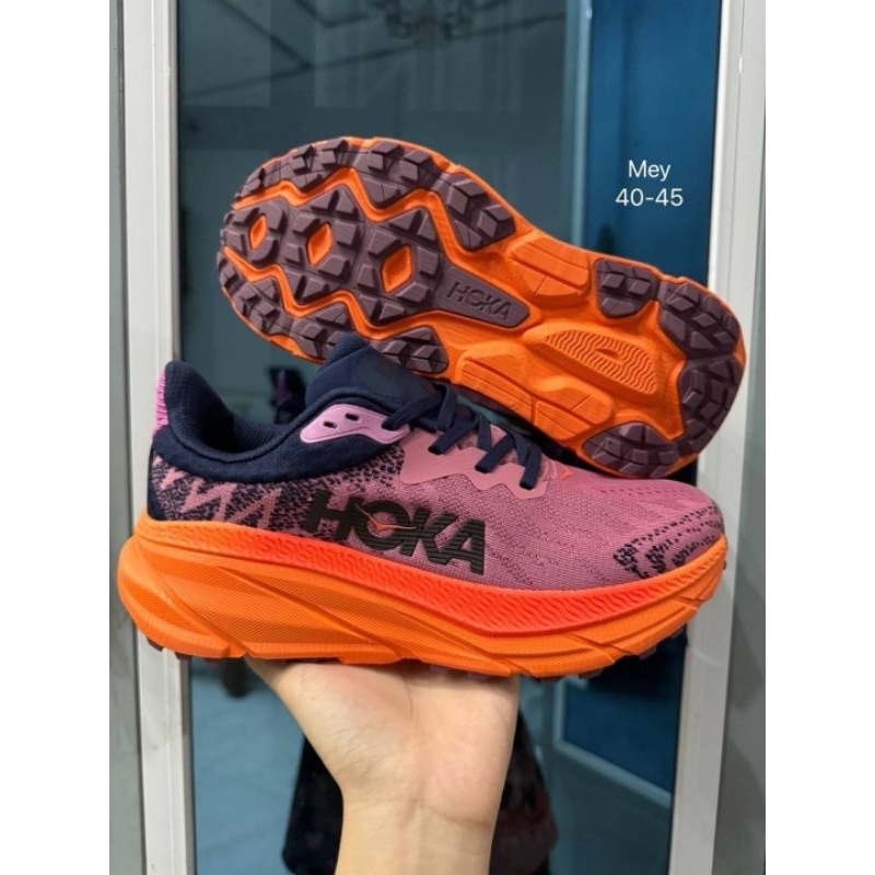 รองเท้าแตะรัดส้น Hokaใส่ผู้ชาย40--45 สินค้าพร้อมกล่อง  มีสินค้าพร้อมส่ง