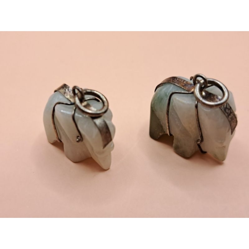 หยกเเท้เเกะสลักรูปช้าง 1 คู่ (JJJ- 24 )