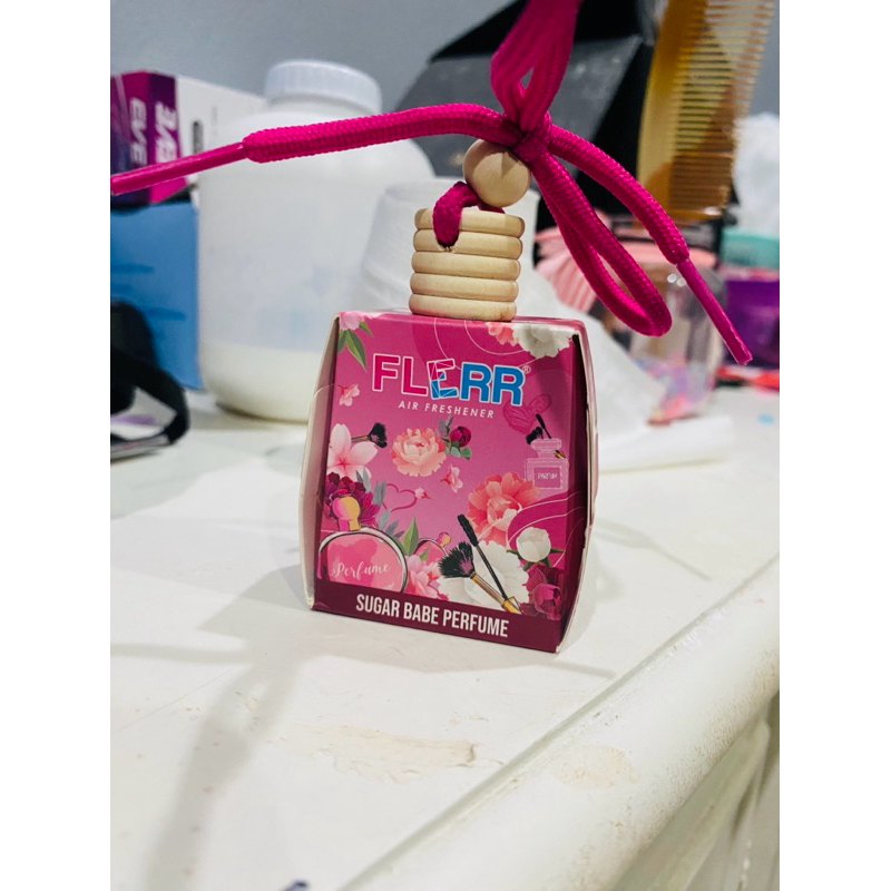 น้ำหอมในรถยนต์ FLERRกลิ่นหอมมาก มีหลายกลิ่นให้เลือก หอมติดทนนาน45วัน (โปร🎉🎉ซื้อ3ชิ้น ฟรี 1 ชิ้น)