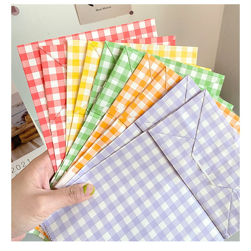 🥨10ถุง ถุงกระดาษลายสก็อต ราคาถูก ถุงใส่ขนม ใ่ส่ของขวัญน่ารักๆ(แพ็ค10ชิ้น) พร้อมส่งในไทย