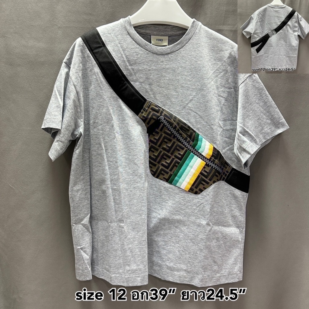 เคลียร์สต็อค ลดหนักมาก ของใหม่ Fendi ของแท้ t-shirt เสื้อยืด สีเทา ลาย กระเป๋า FF คาดอก แขนสั้น เฟนดิ แบรนด์เนม ของขวัญ