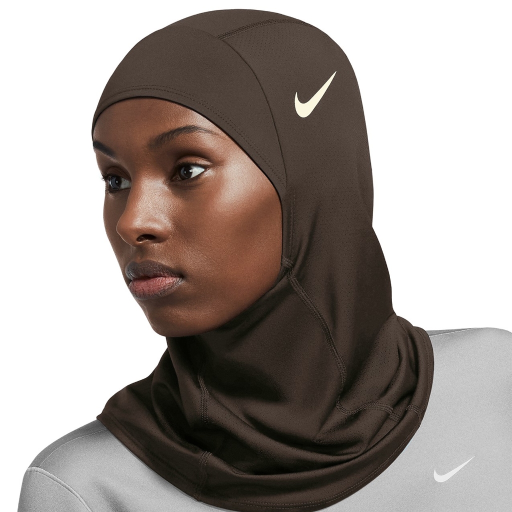 Nike Collection ไนกี้ ผ้าคลุมฮิญาบ ผ้าคลุมศีรษะมุสลิม Nike Pro Hijab N.000.3533.101 / N.000.3533.231 (1550)