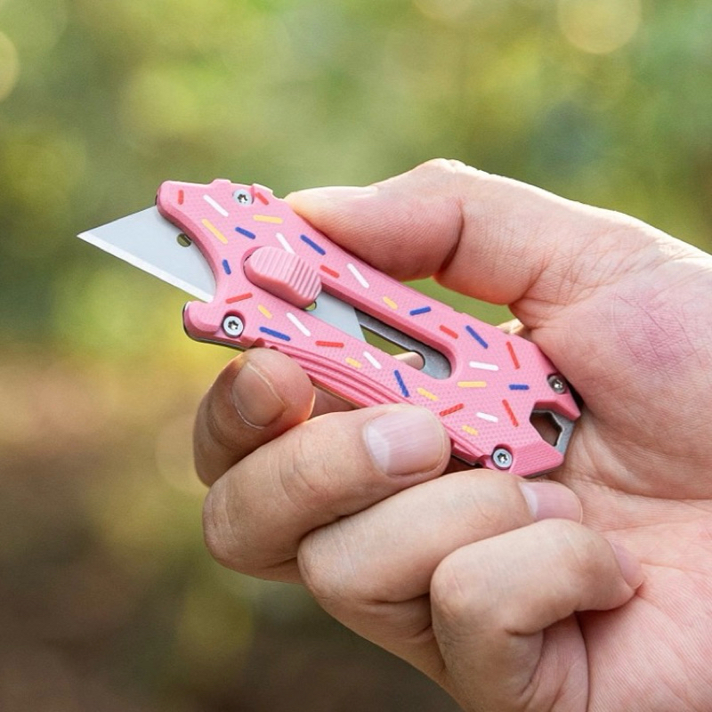 คัทเตอร์ Oknife Otacle Utility Knife พร้อมอุปกรณ์ในตัว 5 อย่าง