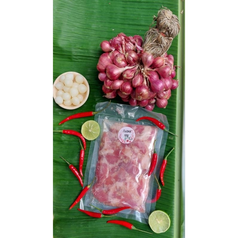 แหนมกระดูกอ่อนใบพาย อร่อยที่สุด กระดูกอ่อนกินได้ทั้งชิ้น 200 กรัม 75บาท 400 กรัม 146 บาท