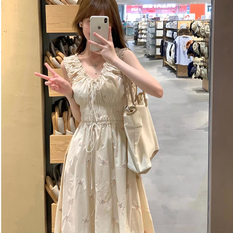CHAWY Cute cotton dress 🌷👨🏼‍🌾✨ C4343 เดรสยาวลายดอก เดรสยาวน่ารักๆ มี 2 สี ขาว ครีม