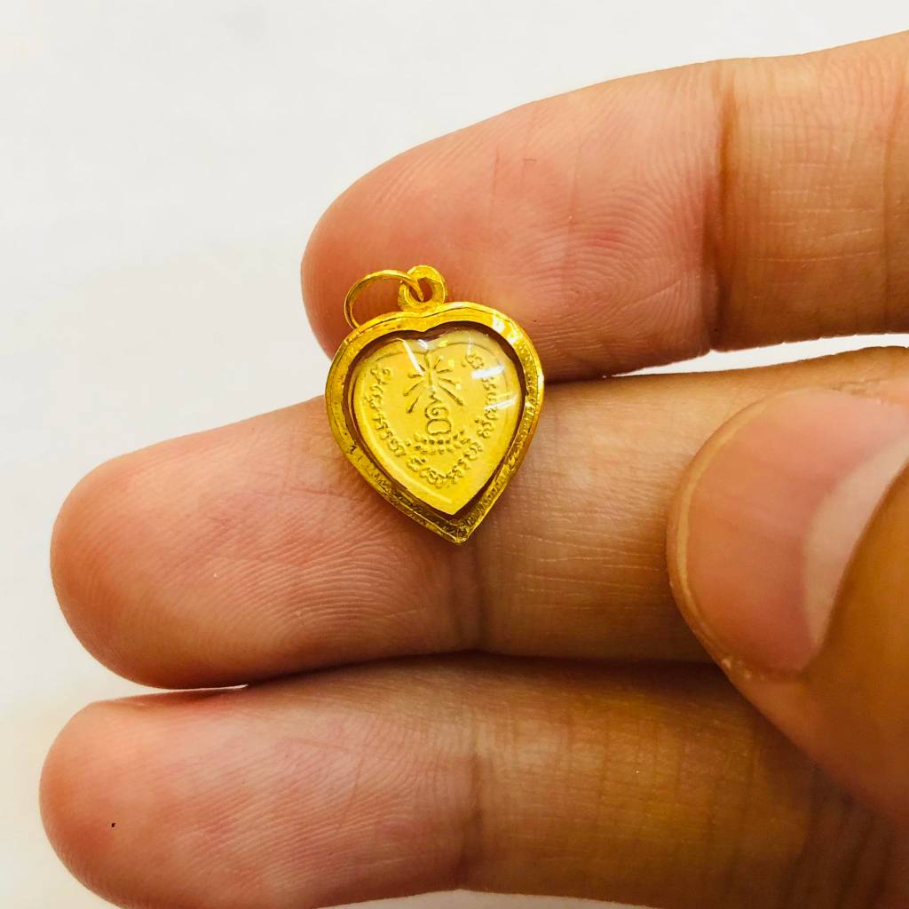 จี้หลวงปู่ทวด หัวใจจิ๋ว (สำหรับสร้อย 1สลึง) เลี่ยมทองคำแท้90% (กันน้ำ,มีใบรับประกัน) - รูปที่ 3