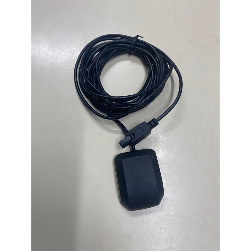 Tracking Antenna GPS Receiver