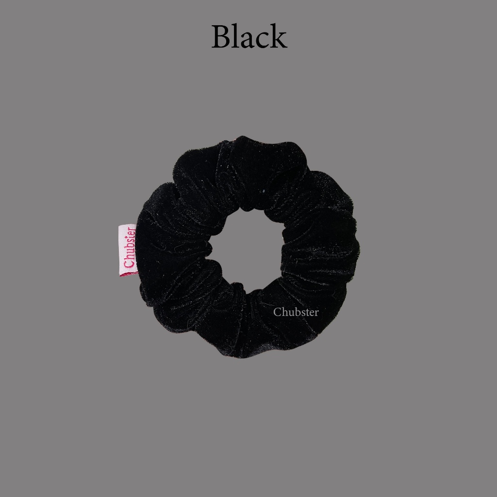 Black ผ้ากำมะหยี่ 9cm. Flannel Scrunchies ยางรัดผมโดนัท สีดำ ยางรัดผมแฟชั่น ยางมัดผม