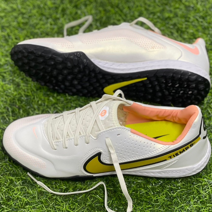 รองเท้า ฟุตบอล NIKE TIEMPO LEGEND 9 ร้อยปุ่ม 100ปุ่ม ถ่ายจากสินค้าจริง ใส่ไม่ได้เปลี่ยนได้ ฟรีถุงผ้า + ดันทรง + กล่อง