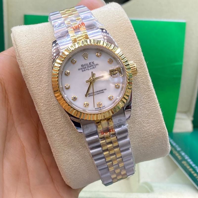 นาฬิกาข้อมือผู้หญิง  Rolexงานเทียบแท้  หน้าปัด 31 mm งานสวยใช้สลับแท้*/