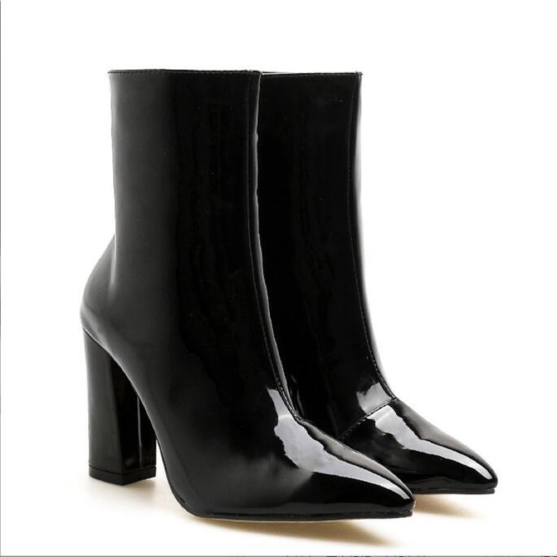 Chole G: Mina Silver/Black Widow Boots Size 36-44 รองเท้าบูทส้นสูงสีเงินเงา ดำเงา(SH0031)