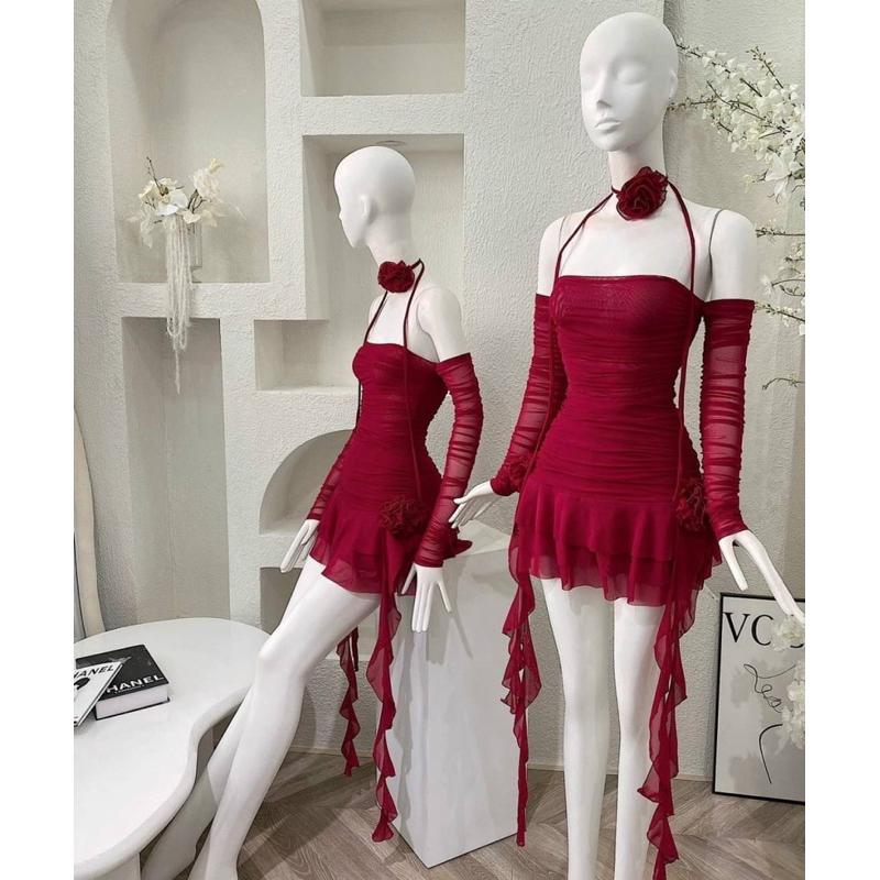 𝐌𝐀𝐘𝐔 พร้อมส่ง เดรสชีฟองผ้ายืดแต่งกุหลาบมีดอกไม้ผูกที่คอ