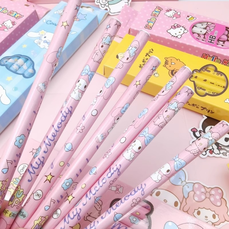Sanrio Set ดินสอไม้สุดคุ้ม 1 กล่อง 1โหล 12แท่งสุดคุ้มม +กบเหลาดินสอ ลายการ์ตูน