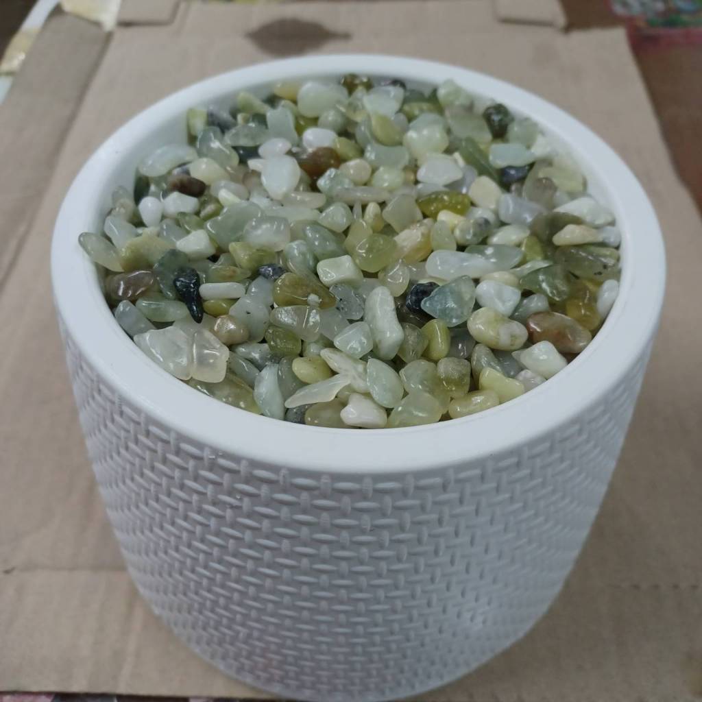 หินหยก เขียว ธรรมชาติ 1 กิโลกรัม พร้อมส่ง