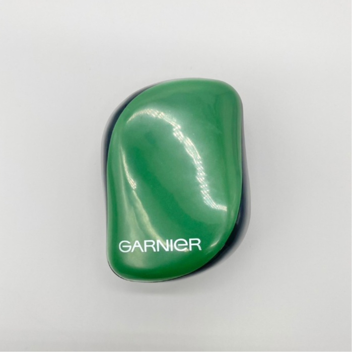 หวี Garnier สำหรับพกพา พับเก็บได้
