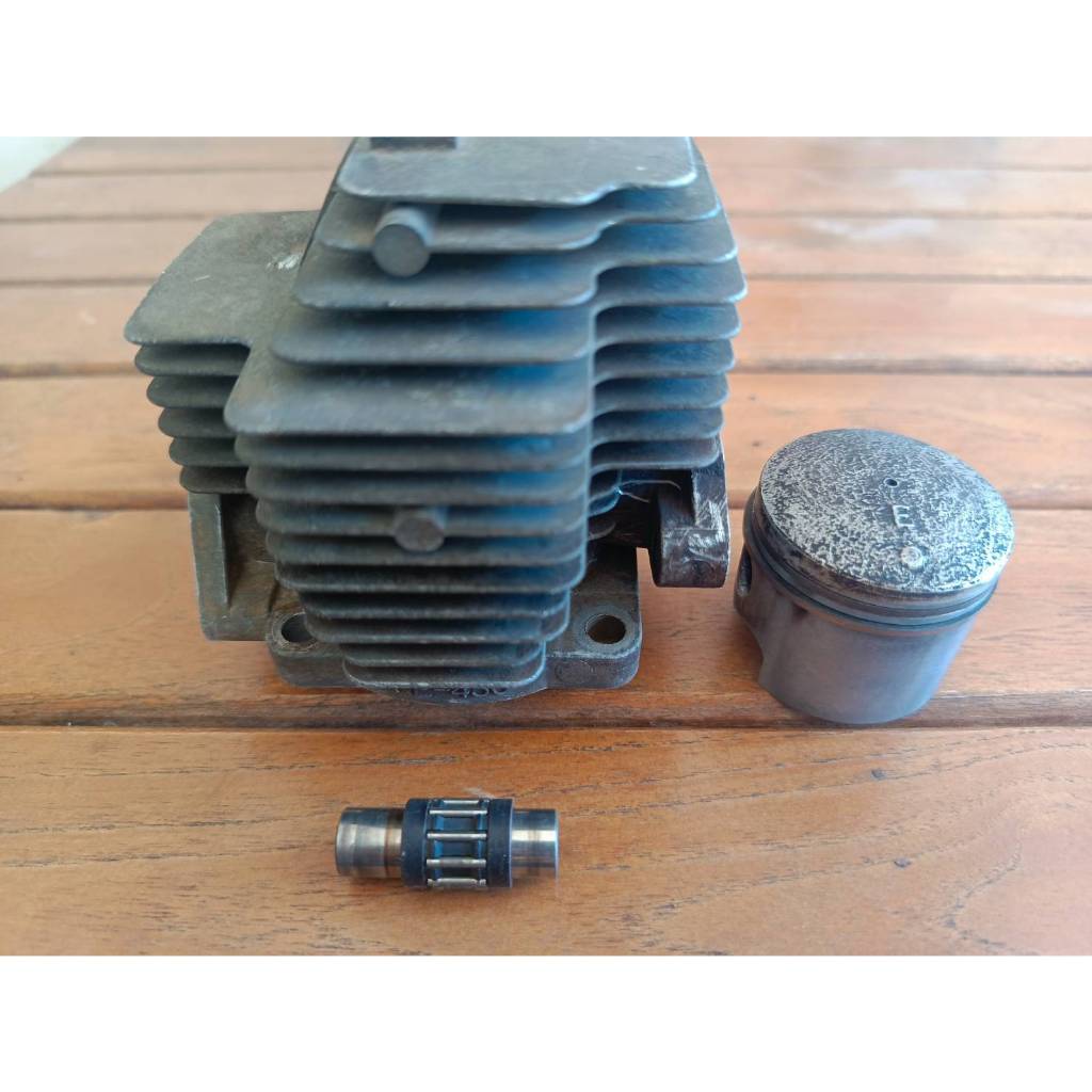 ชุดเสื้อสูบ+ลูกสูบ  Nagano / Oyama NE430 ของแท้ สภาพดีมาก