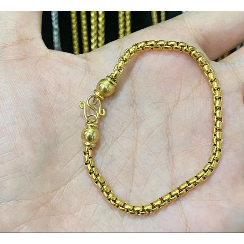 สร้อยข้อมือผ่าหวายทองเลเซอร์เเต่งหัวกลมหนา3.5มิล