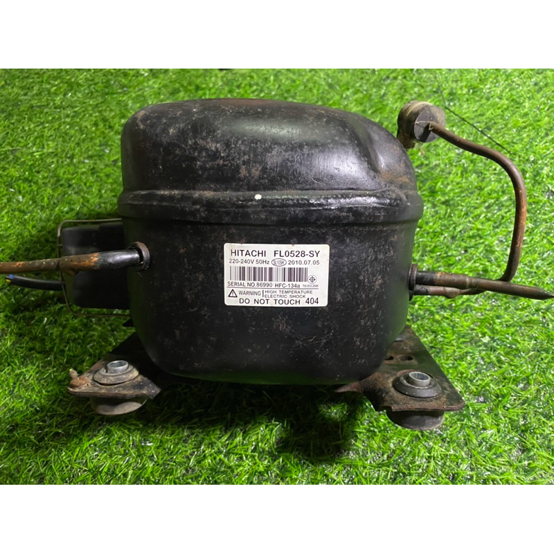 คอมเพรสเซอร์ตู้เย็นฮิตาชิ HITACHI รุ่น FL0528-SY น้ำยาHFC-134 ของแท้มือสอง