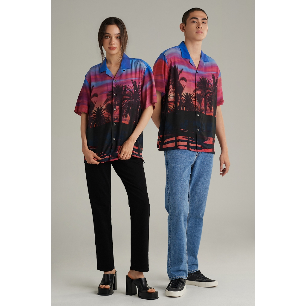 Mc jeans เสื้อเชิ้ต Unisex เสื้อฮาวายแขนสั้น สีชมพู พิมพ์ลาย MSSZ224