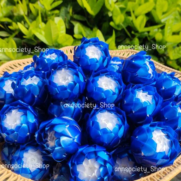 บัวตูมสีน้ำเงินเข้ม-เกสรขาว เหรียญโปรยทาน(20ชิ้น) ริบบิ้นหนา สามารถใส่เหรียญทีหลังได้