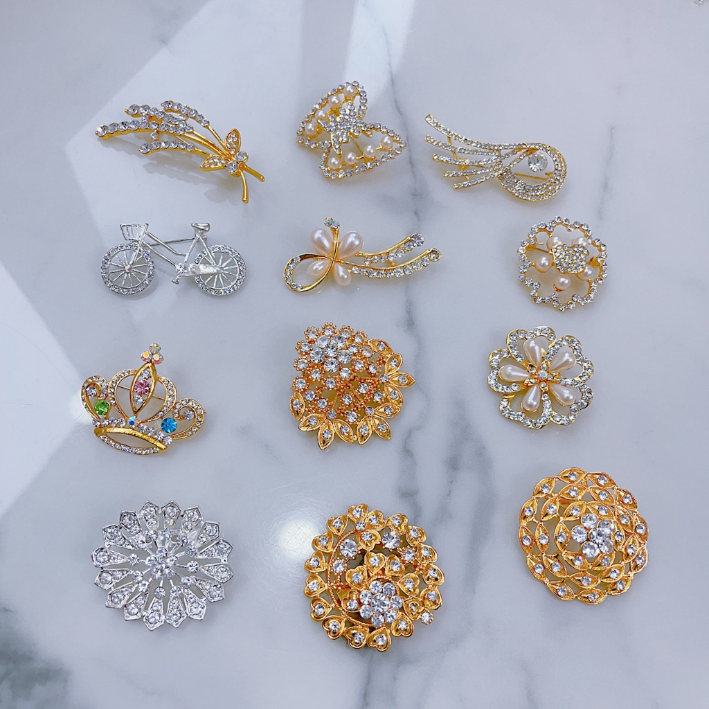 Vintage Jewelry เข็มกลัด ลายดอกไม้ แฟชั่น คลาสสิก เข็มกลัดเพชร สิทอง 1pcs