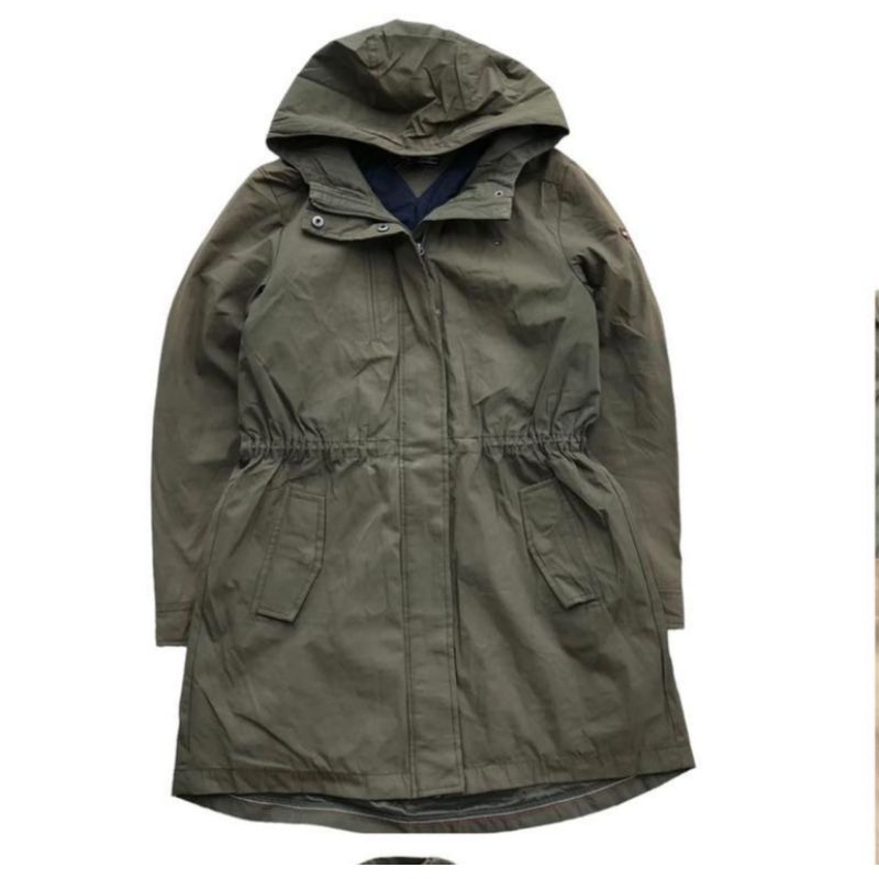 เสื้อjacket Tommy มือสอง