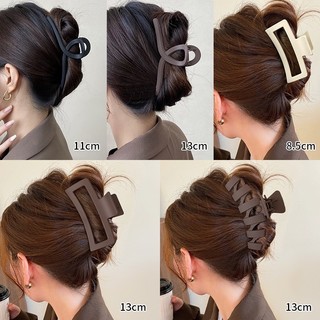 กิ๊บหนีบผมแฟชั่น รูปปลาฉลาม สีพื้น 12/ 9 ซม.วิกผม ขนาดใหญ่ เข้ากับทุกการแต่งกาย