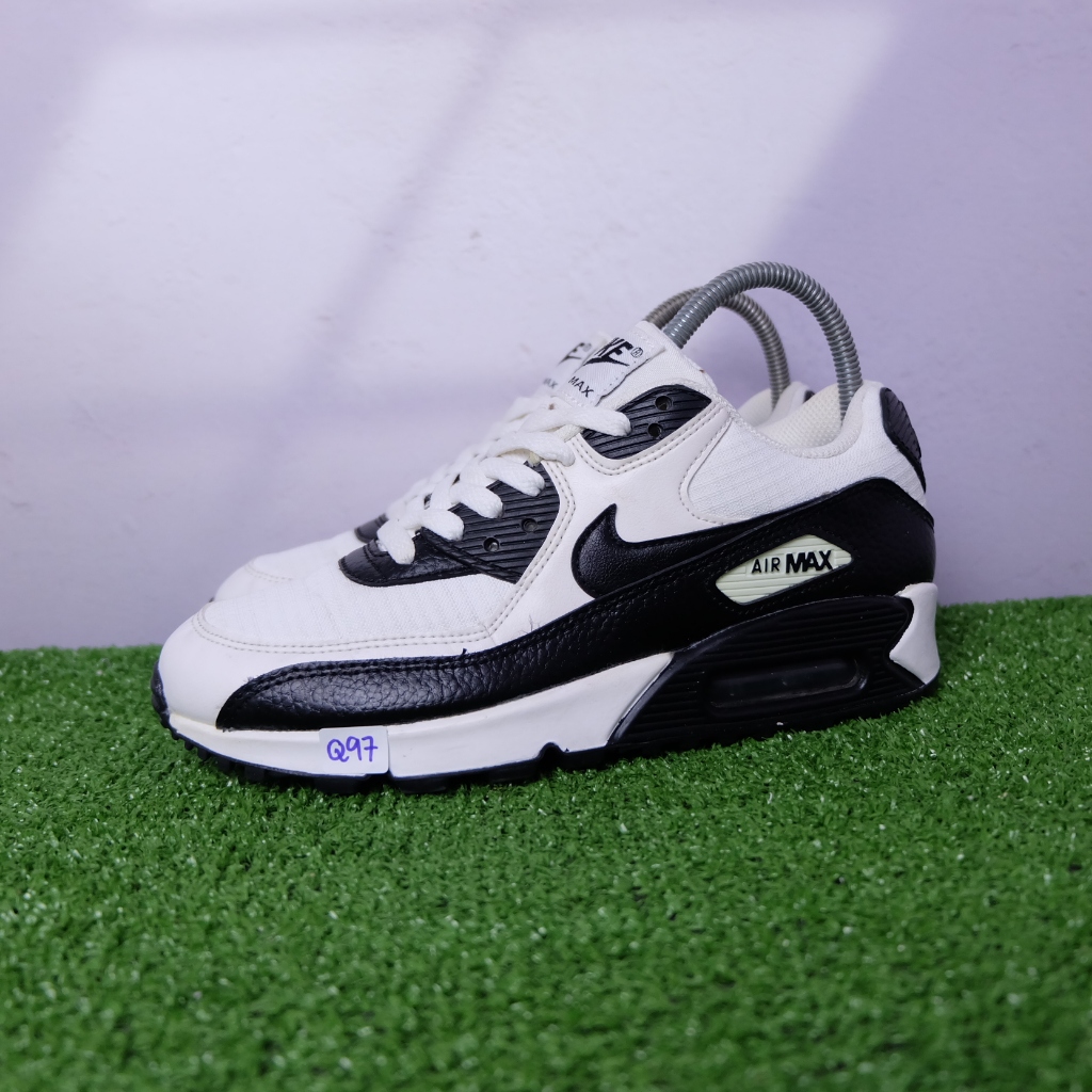 (38/24 cm) Nike Air Max 90 ' Black White' ไนกี้มือ2ของแท้💯 รองเท้าผ้าใบผู้หญิง