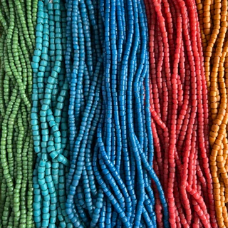 ลูกปัดสี มีราคาส่ง ตะขอและเอ็นร้อยสร้อยแถมทุกเส้น