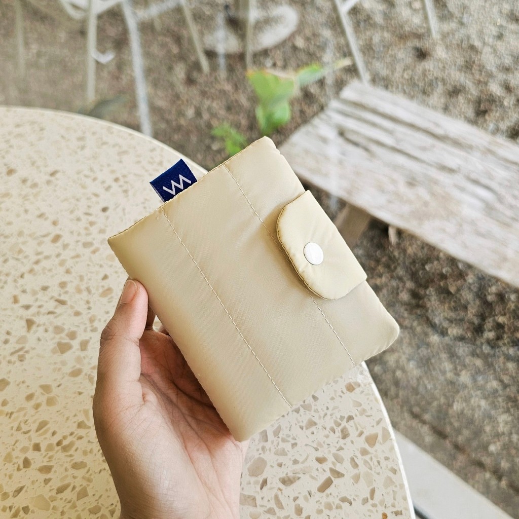 Hukmum Bubble wallet Khaki : กระเป๋าสตางค์ใบเล็ก มีช่องใส่เหรียญ แบงค์ บัตร 'มี 12 สี'