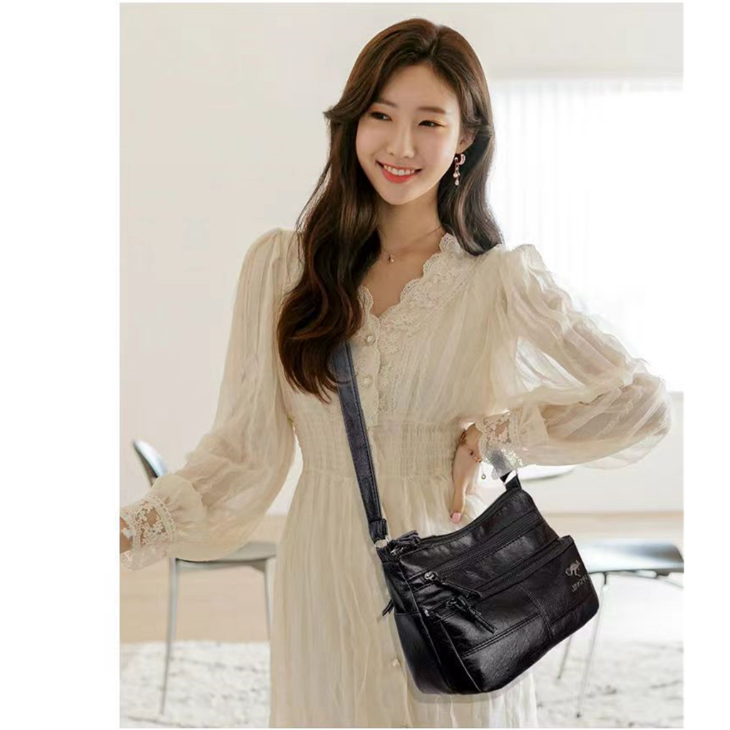 🔥ใส่โค้ด INCLZ12 ลด 50%🔥 กระเป๋าสะพายแฟชั่น กระเป๋าวินเทจ กระเป๋าหลายช่อง ความจุใหญ่ ผิวนุ่ม สไตล์ตะวันตก - รูปที่ 6