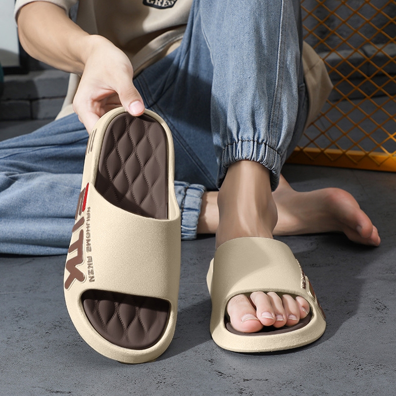 LGShoes มาใหม่รองเท้าแตะแฟชั่น เอาใจคุณผู้ชายด้วยลวดลายแบบใหม่สวยเท่ห์ไม่เหมือนใคร มี 4 สีให้เลือก วัสดุเป็นยางทนทาน