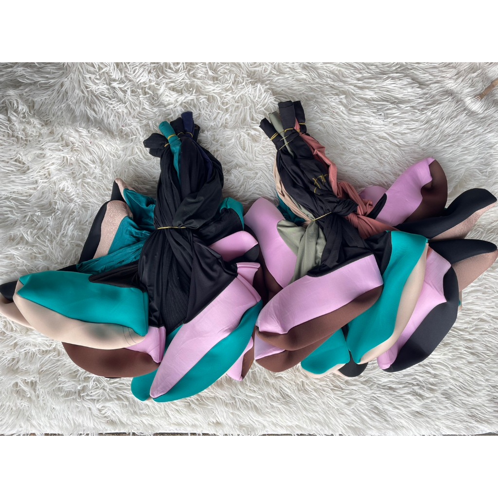 ถุงเท้าลงนาเป็ดหนา ( รุ่นไม่มีขอบยางรัด) ยกมัด 10 คู่  คละสี คละลาย