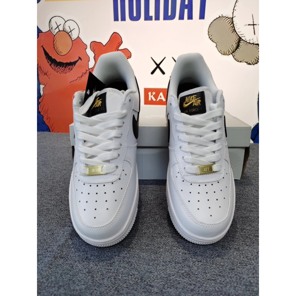 สินค้าของแท้ Nike Air Force 1 Low Essential CZ0270-106 / CZ0270-102 Sports shoes