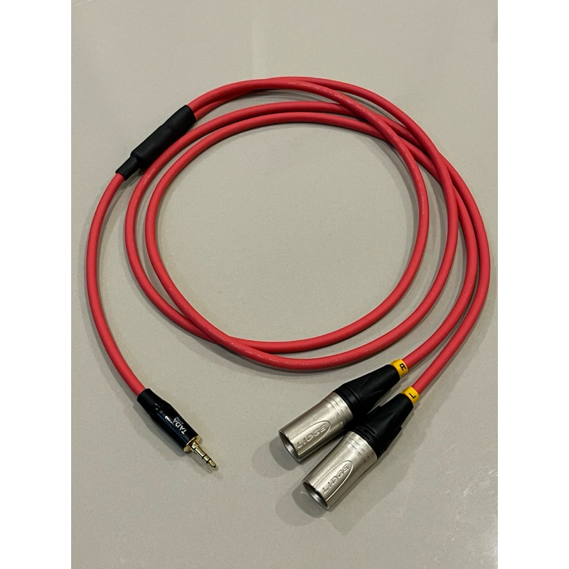 สายวาย3.5สั้น20.ชม-XLRผู้L/Rเริ่มที่ข้างละ1.เมตรทำจากสายชีลสเตอริโอของDynacomหัวของLidge3.5ของTADA