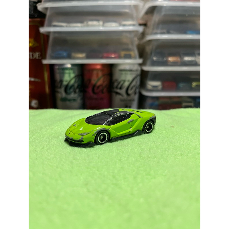 โมเดลรถเหล็ก TOMICA Lamborghini  CENTENARIO NO.81 S=1/65 2016#มือสอง