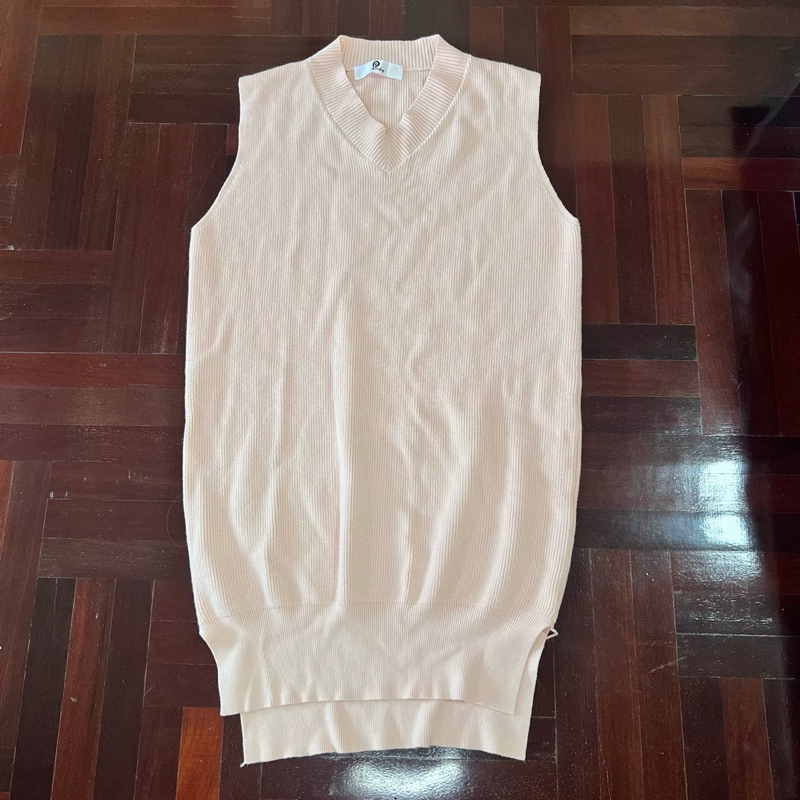 (new) Pradap กั๊กไหมพรมยาวประดับ