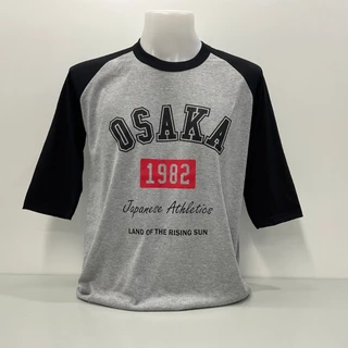 เสื้อสโลปแขนสามส่วนคอกลมมีลายสกรีนทรงตรงใส่ใด้ทั้งชายหญิง