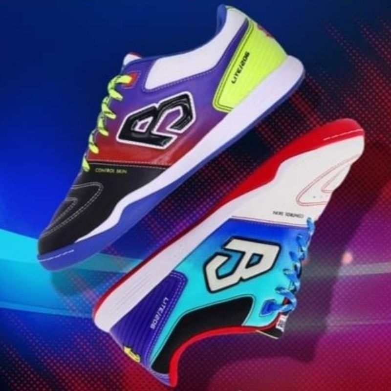 (Breakerลิขสิทธิ์ )ไซส์ 38-44 รองเท้าฟุตซอล Breaker Real Lite 206 ไซส์เด็ก-ผู้ใหญ่