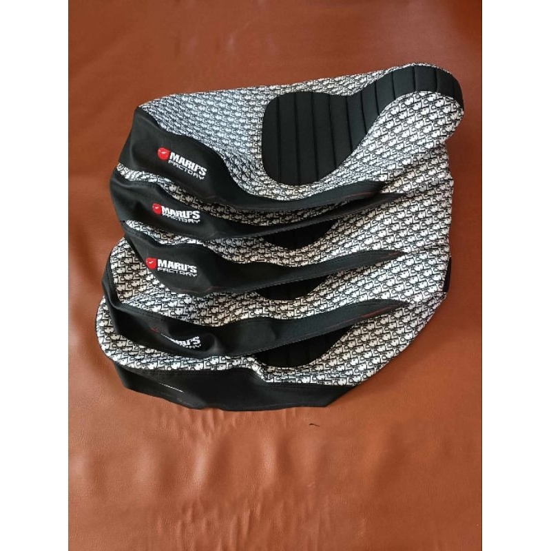 หนังหุ้มเบาะvespa (สำหรับเบาะเดิม) for sprint,primavera 125,150(ตรงรุ่น)